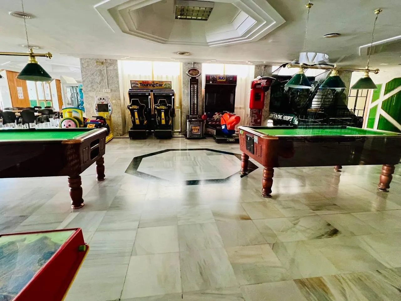 Benal Beach, Benalmadena, Costa Del Sol Apartment